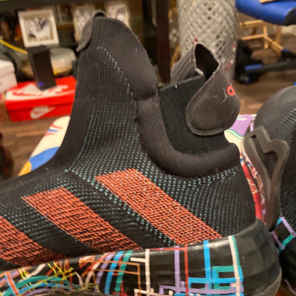 Adidas lace less basketball shoes